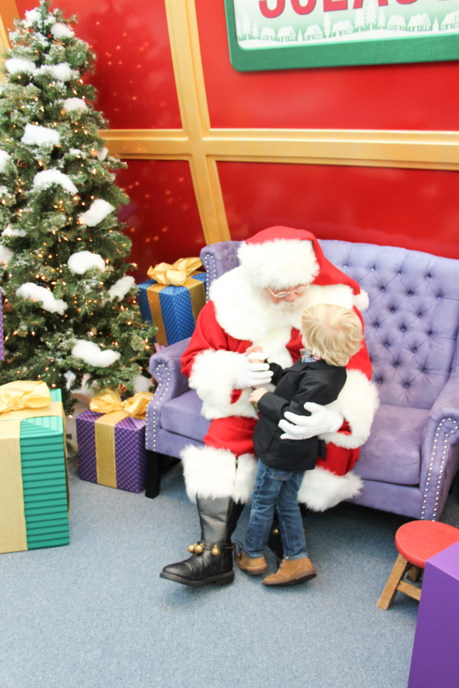 Santa at the Mall at UTC