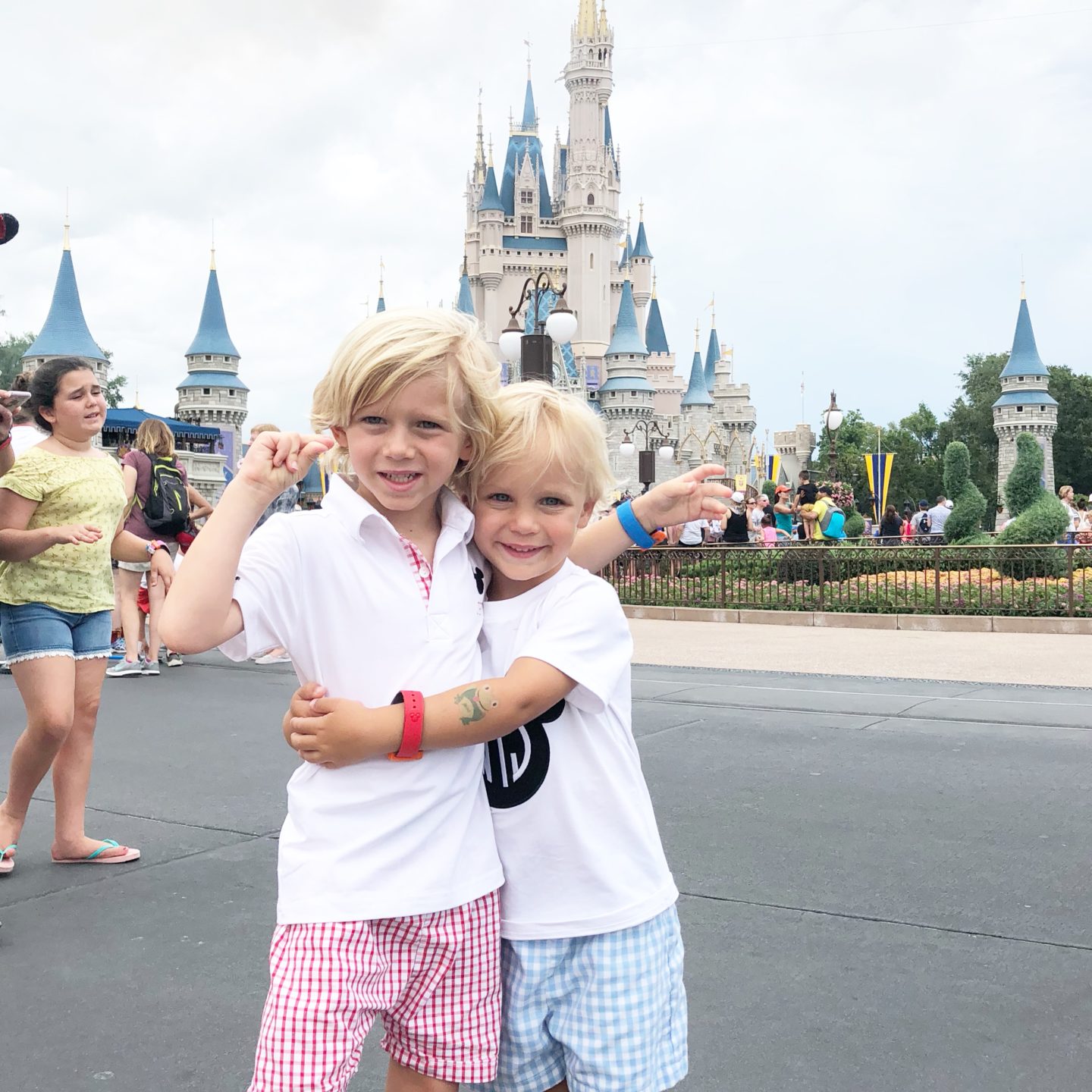 parenting solo at disney world