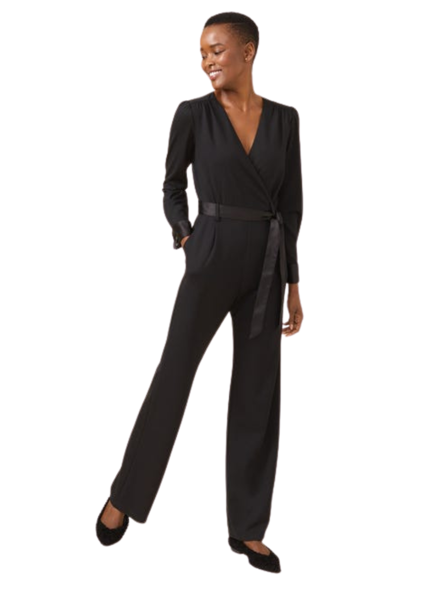 classic black jumpsuit, women's black jumpsuit, classic NYE outfit, New Year's Eve outfits for cold weather