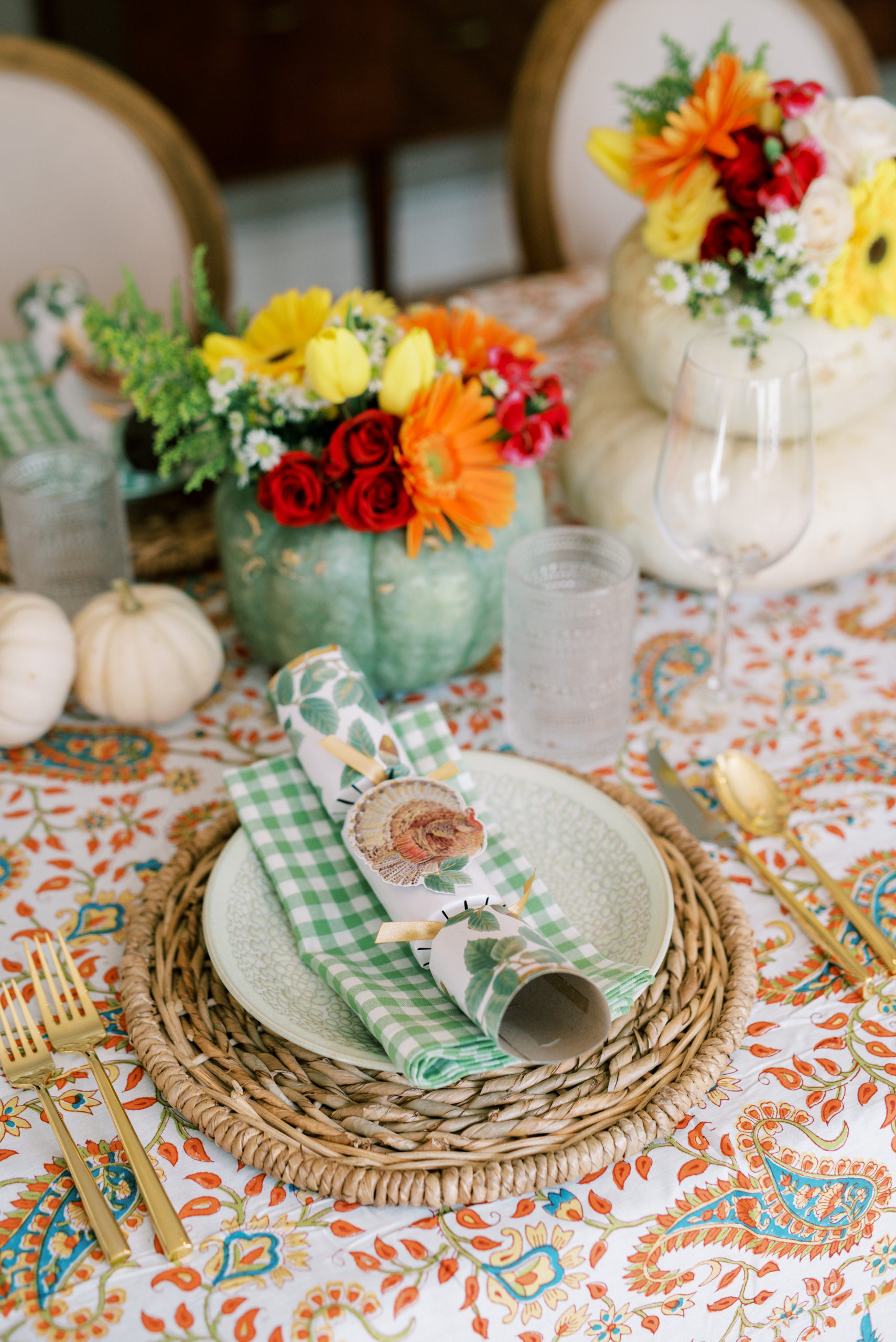 Thanksgiving Tablescape - how to turn your pumpkins into arrangements