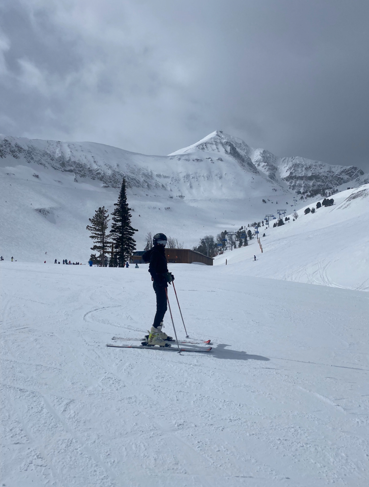 how to pack for a ski vacation, what to pack for a ski vacation, tips for booking a ski vacation, Big Sky, Montana ski vacation