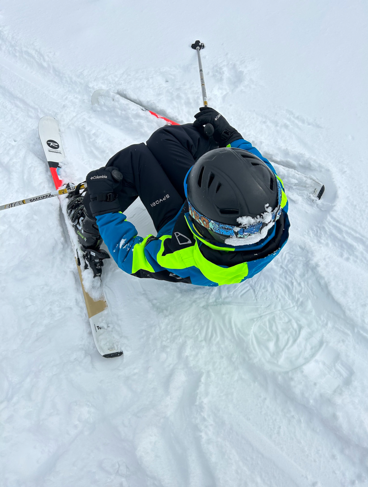 ski trip packing list for kids, what to pack for kids on a ski trip, where to buy kids ski clothing, ski clothing for kids